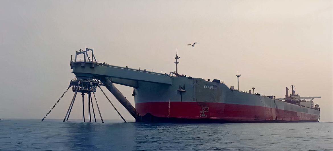 Yemen Transfer of oil from decaying ship expected to start next week